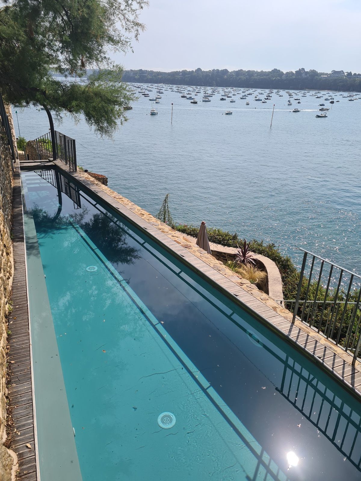 Restaurant terrace at Hotel Castelbrac overlooking the sea