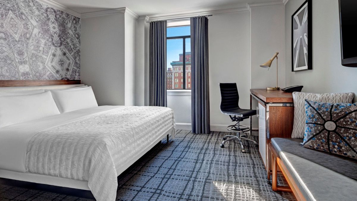 Design-led room at Le Meridien Indianapolis