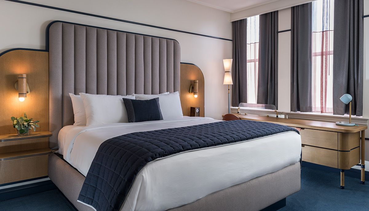 Hu. Hotel, downtown Memphis