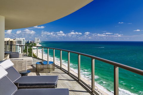 The St. Regis Bal Harbour Resort, luxury hotel in Miami
