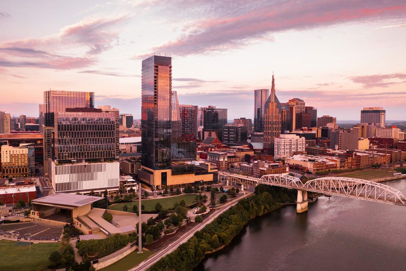Four Seasons Hotel Nashville, the riverfront tower on the Cumberland River