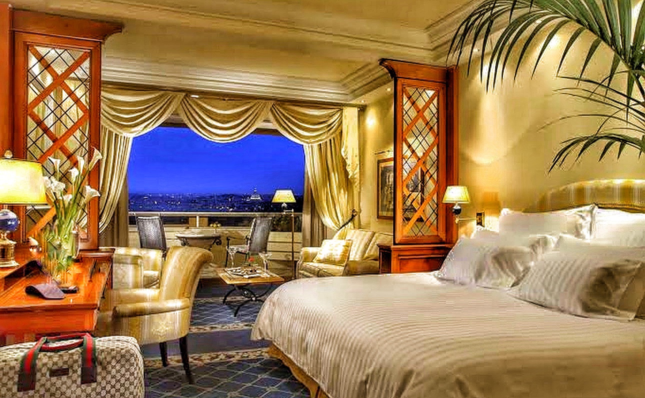 Rome Cavalieri in Rome, view 2