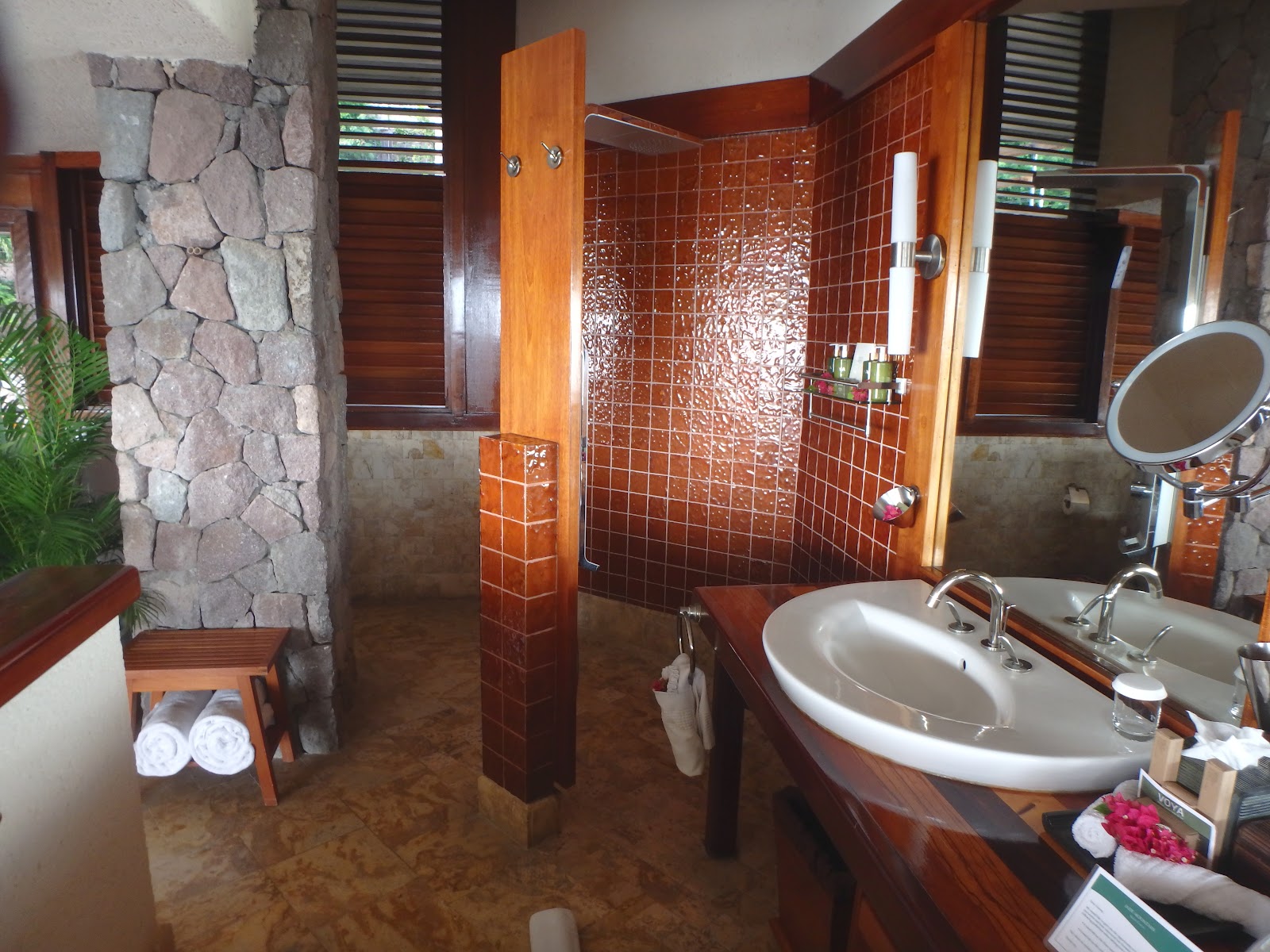 Architectural bridges and stonework at Jade Mountain, St Lucia