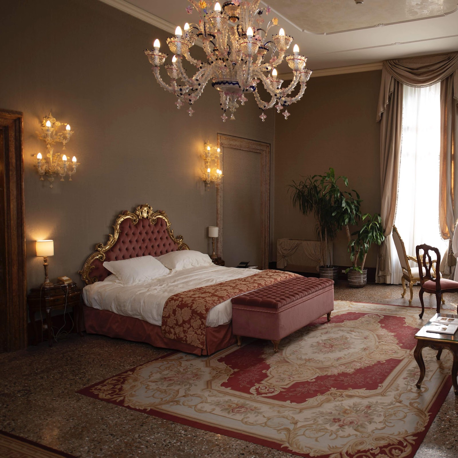 Ca' Sagredo Hotel in Venice, view 2